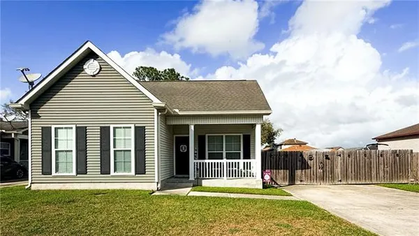 $227,000 | 2740 Village Court, Marrero, LA 70072