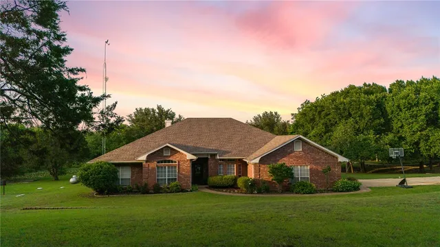 $1,199,000 | 3787 Cedar Rock Parkway, Crawford, TX 76638