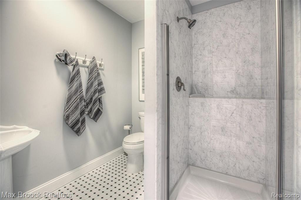 3641 Windingbrook Circle Rochester Hills, MI 48309 - Photo 26 of 31