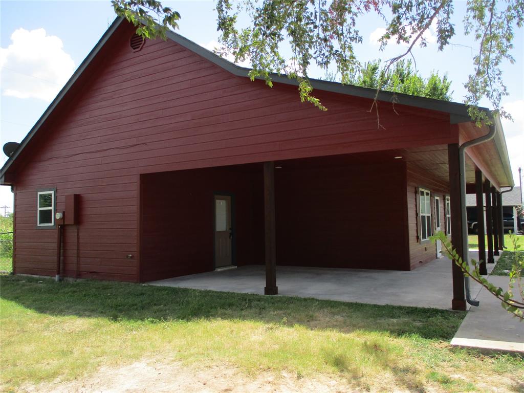 148 Mill Street Emory, TX 75440 - Photo 6 of 28