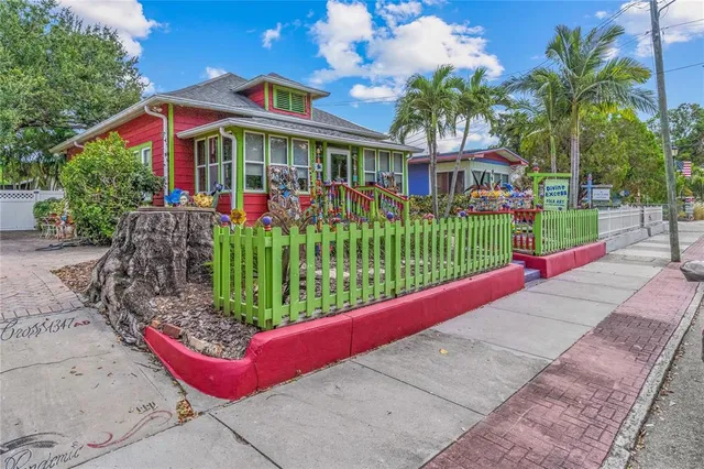 a picture of floor plan