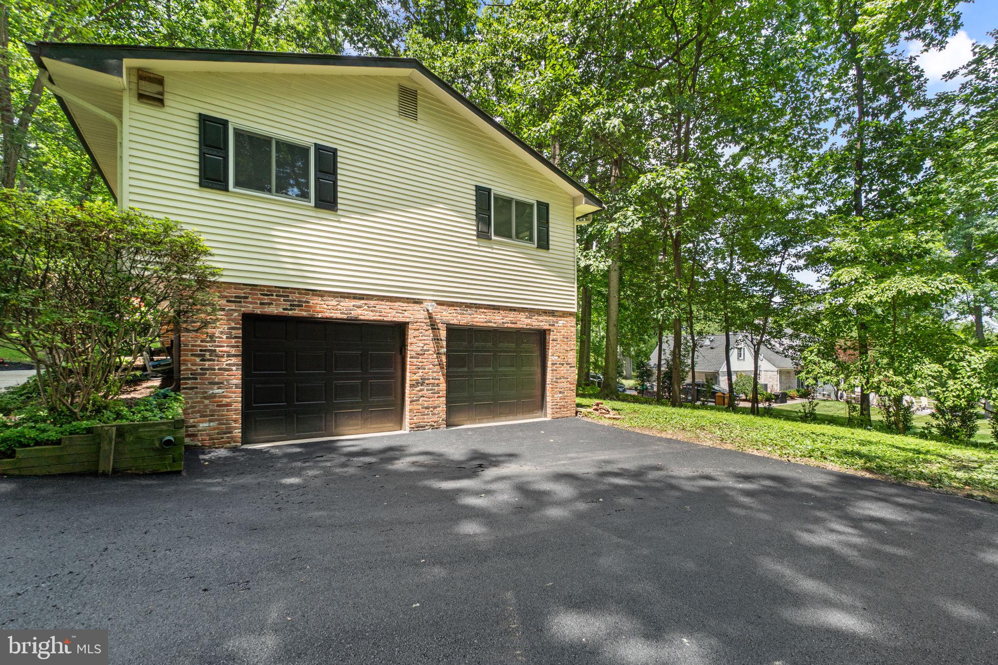 12262 Etchison Road Ellicott City, MD 21042 - Photo 38 of 45 Ample Parking