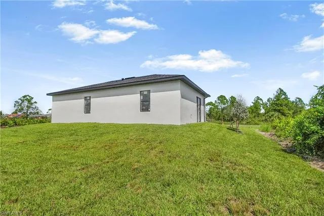 $259,000 | 4204 East 3rd Street, Lehigh Acres, FL 33936