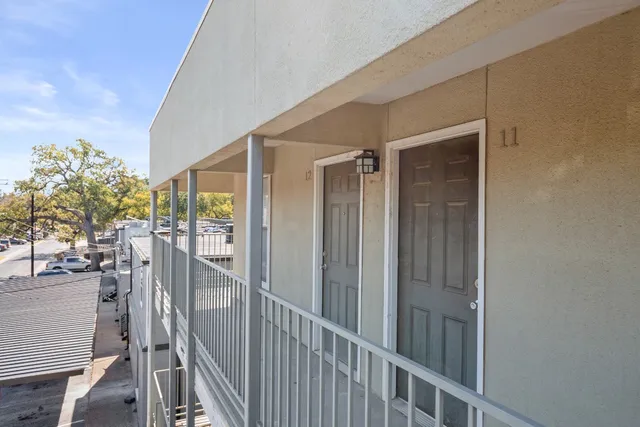 $900 | 210 West 38th Street, Unit 10, Austin, TX 78705