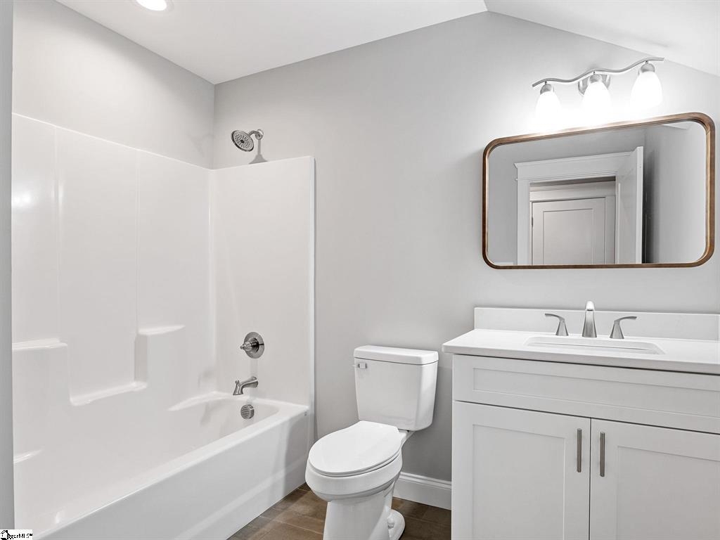 291 Robbins Road Chesnee, SC 29323 - Photo 36 of 38 2nd floor bathroom