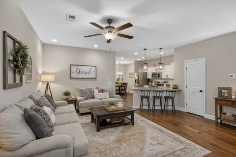 $365,000 | 233 Claremont Court, Gallatin, TN 37066