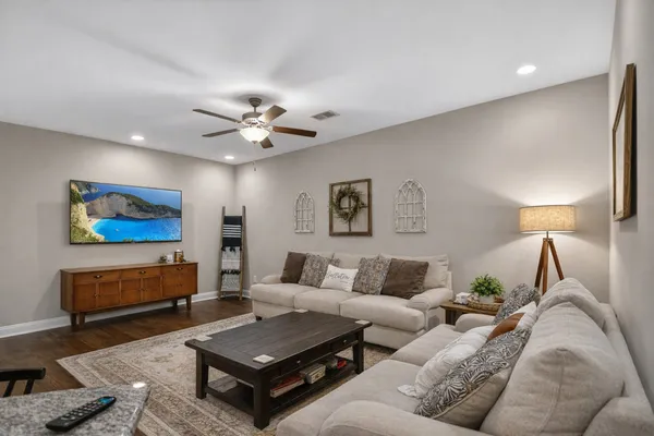 $365,000 | 233 Claremont Court, Gallatin, TN 37066