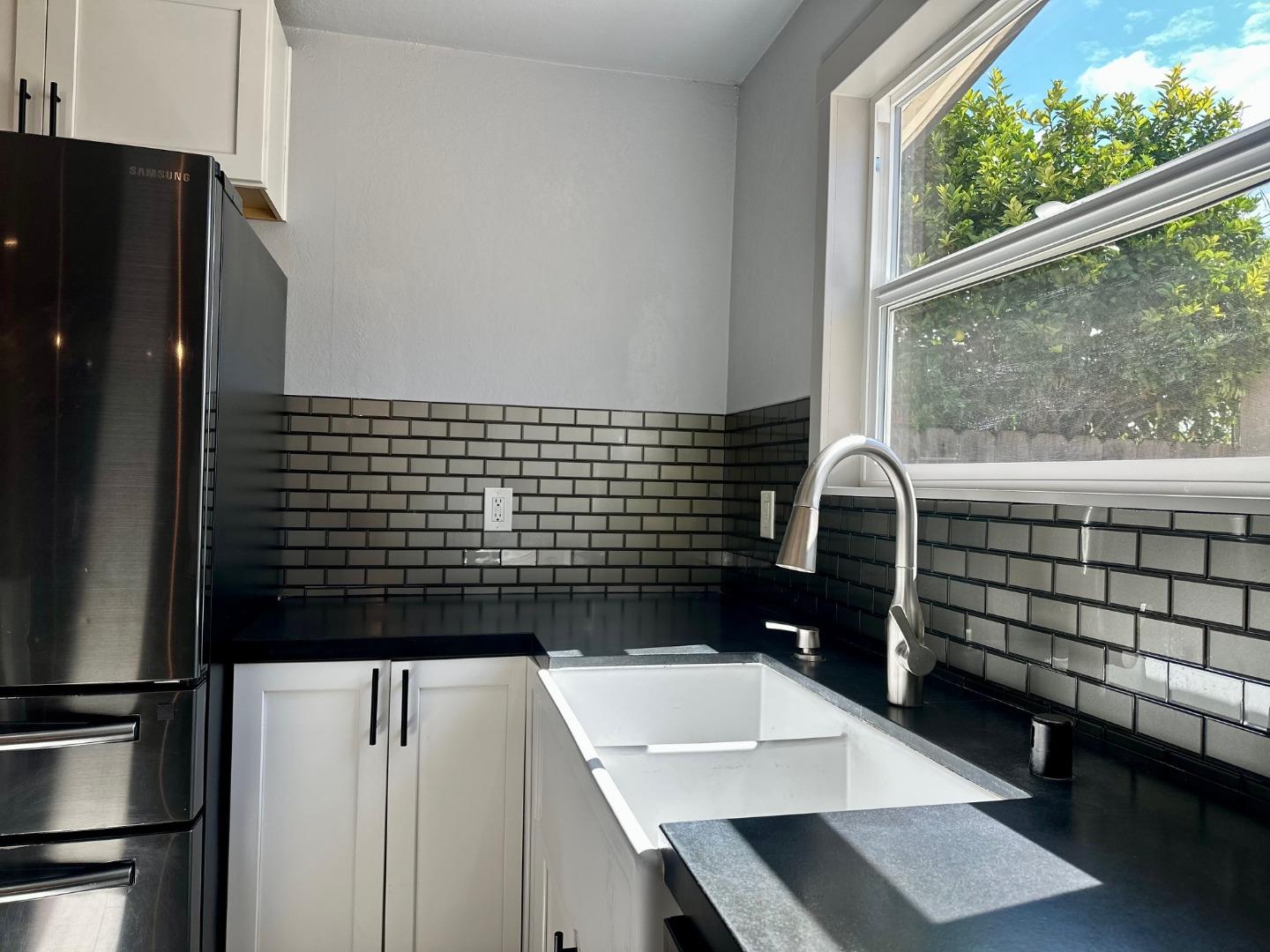 1640 Ukiah Way Salinas, CA 93906 - Photo 14 of 34