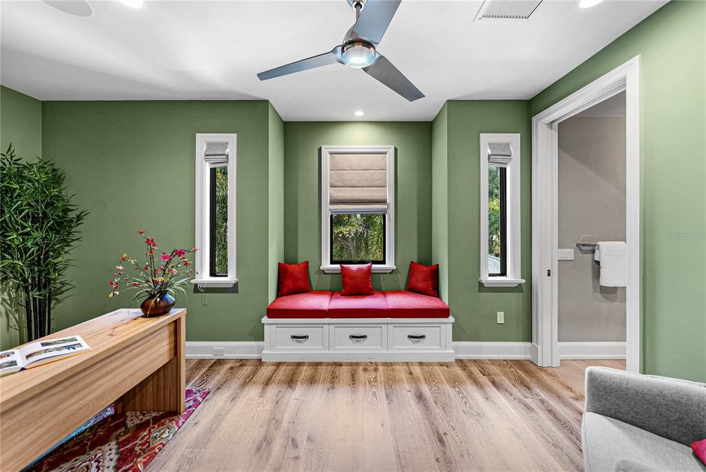 2903 West Hawthorne Road Tampa, FL 33611 - Photo 66 of 82 Gallery Image 66