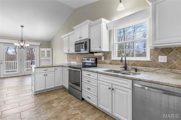 $454,900 | 12401 Fieldstone Drive, Festus, MO 63028