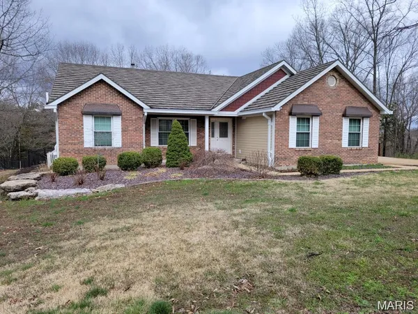 $454,900 | 12401 Fieldstone Drive, Festus, MO 63028