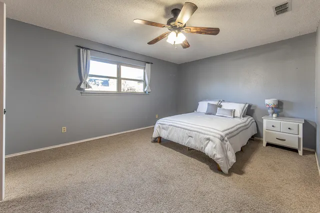 $320,000 | 8006 Chicago Avenue, Lubbock, TX 79424