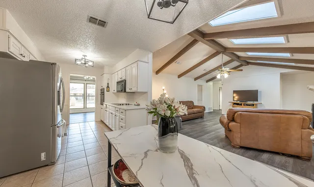 $320,000 | 8006 Chicago Avenue, Lubbock, TX 79424