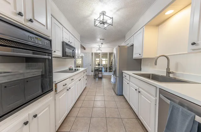 $320,000 | 8006 Chicago Avenue, Lubbock, TX 79424