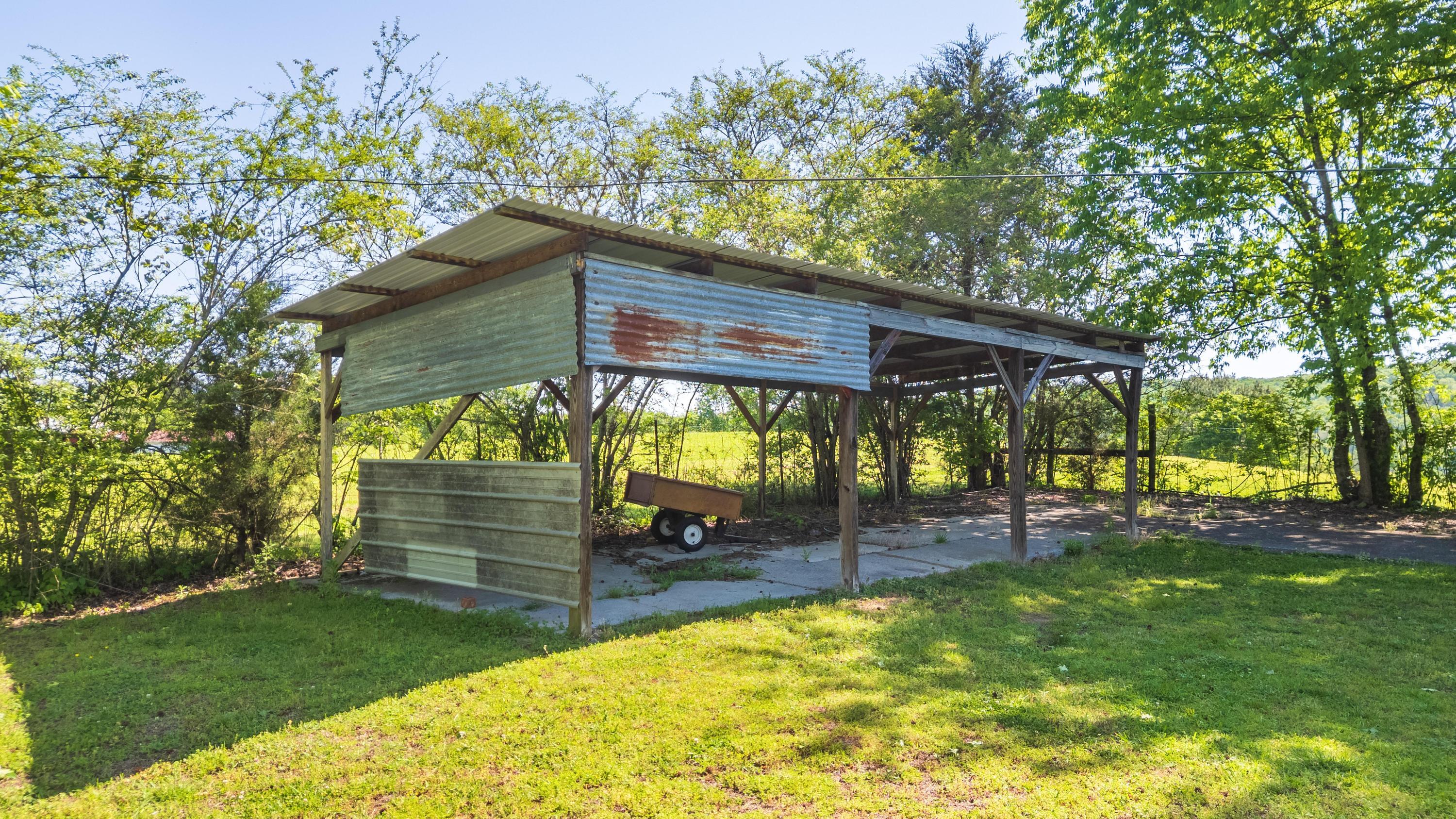 556 No Pone Valley Road Northwest Georgetown, TN 37336 - Photo 23 of 30 Shed