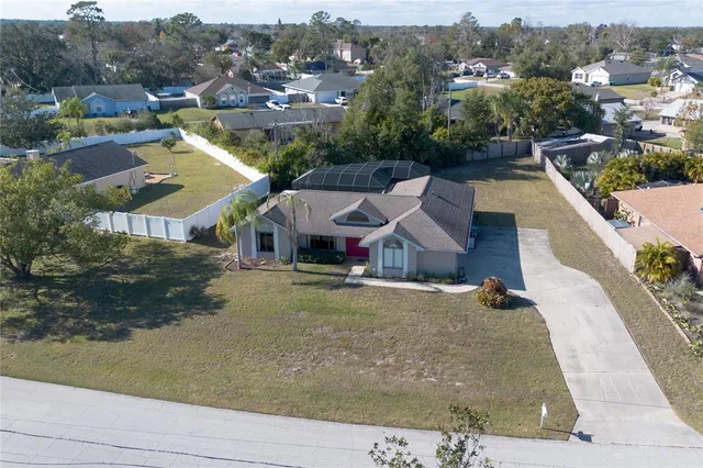 $350,000 | 1456 Timbercrest Drive, Deltona, FL 32738