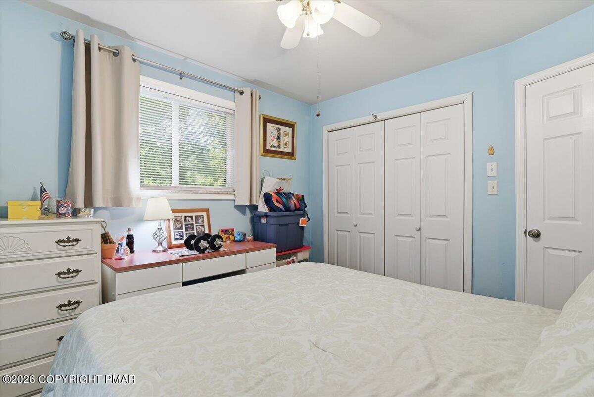 8188 Oak Ridge Lane Cresco, PA 18326 - Photo 26 of 52 33-024_DSC_2210