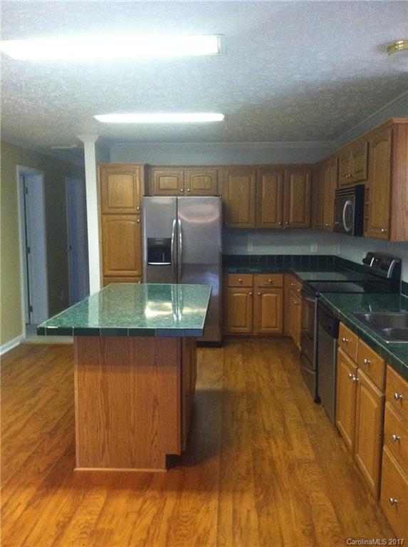 367 Shinnville Road Mooresville, NC 28115 - Photo 2 of 3
