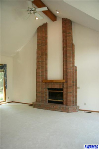 7104 Pine Lake Road Fort Wayne, IN 46814 - Photo 3 of 20