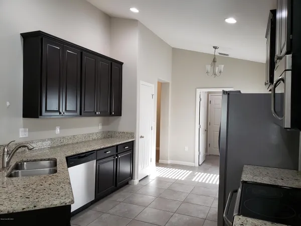 $2,800 | 3960 Harvest Circle, Rockledge, FL 32955