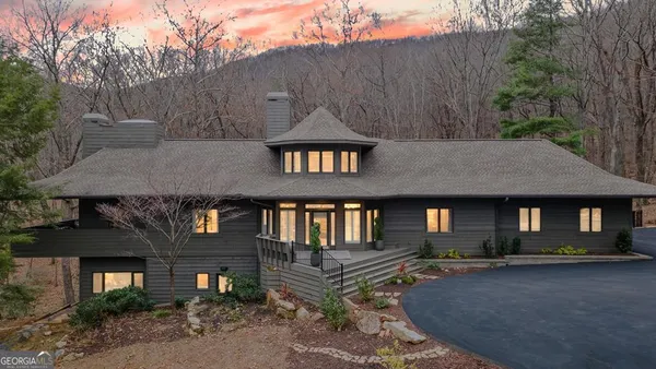 $1,999,000 | 220 Wake Robin Drive, Big Canoe, GA 30143