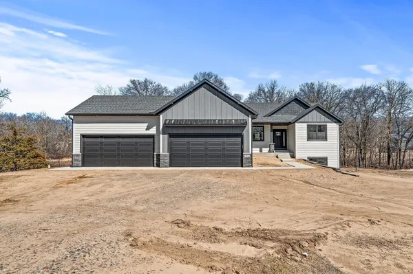 $699,990 | Xxxx 305th Avenue Northwest, Princeton, MN 55371