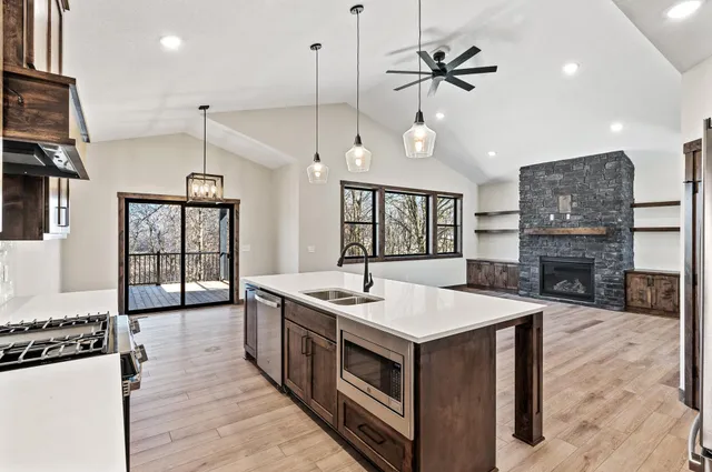 $699,990 | Xxxx 305th Avenue Northwest, Princeton, MN 55371