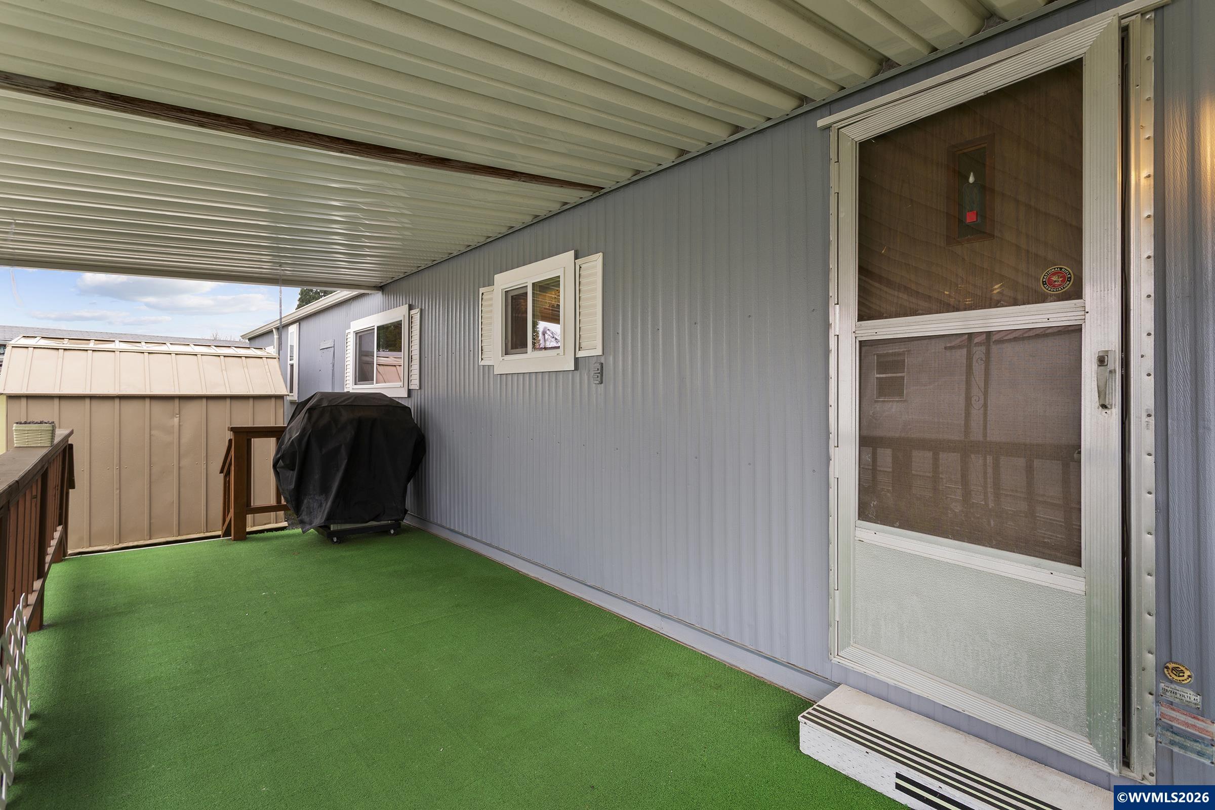 3096 Rainbow Loop Hubbard, OR 97032 - Photo 5 of 30