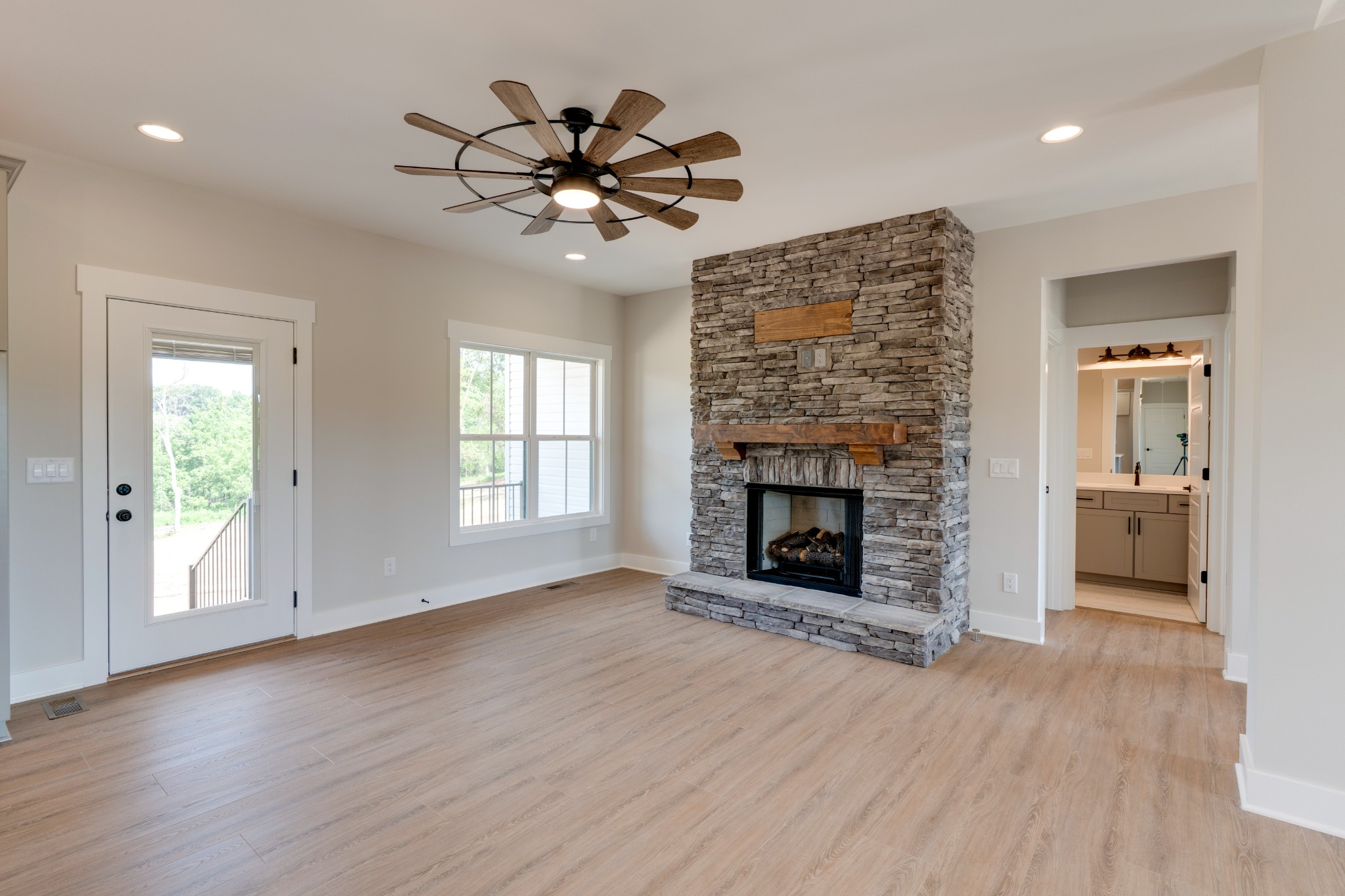 4961 Bill Baggett Road Cedar Hill, TN 37032 - Photo 6 of 29