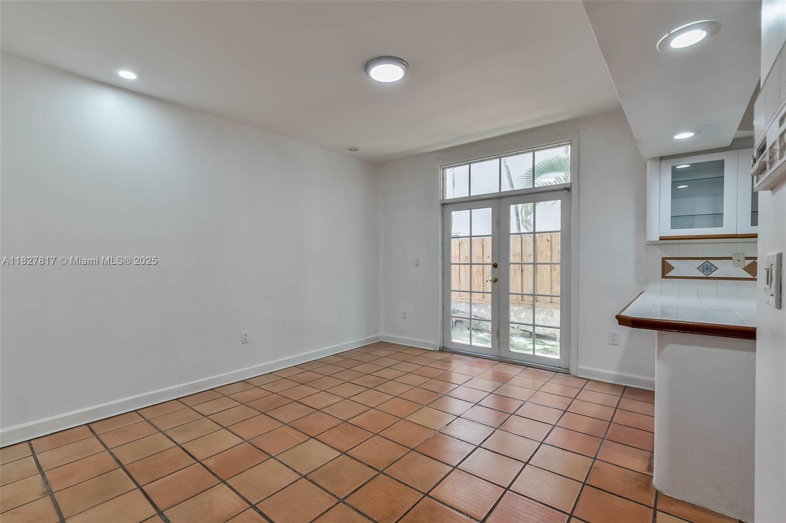 3136 Virginia Street Miami, FL 33133 - Photo 3 of 14 Gallery Image 3