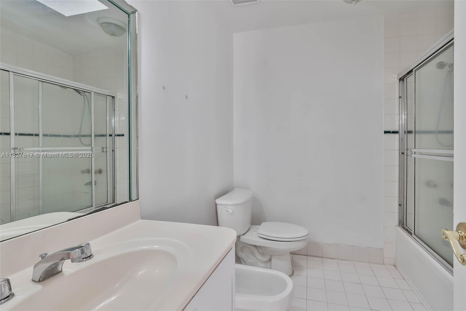 3136 Virginia Street Miami, FL 33133 - Photo 9 of 14 Gallery Image 9
