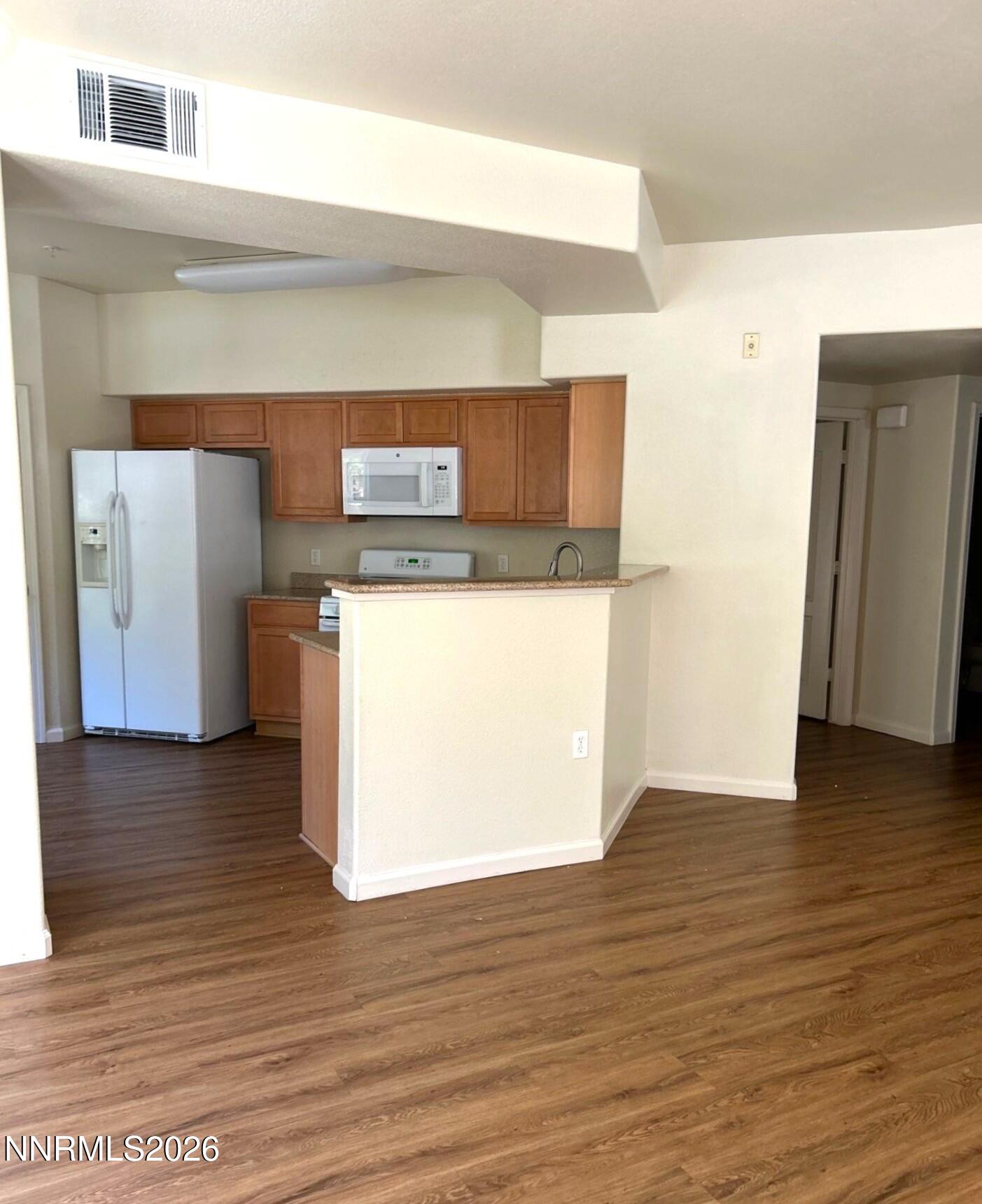 17000 Wedge Parkway, Unit 2811 Reno, NV 89511 - Photo 4 of 7 down-net_http20250731-150-18zyrx
