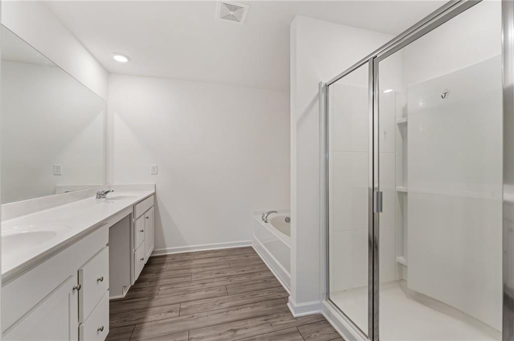 649 Isom Walk Suwanee, GA 30024 - Photo 22 of 31