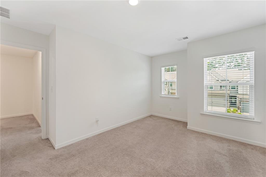 649 Isom Walk Suwanee, GA 30024 - Photo 29 of 31