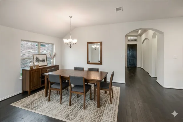 $2,250 | 6752 Catania Loop, Round Rock, TX 78665