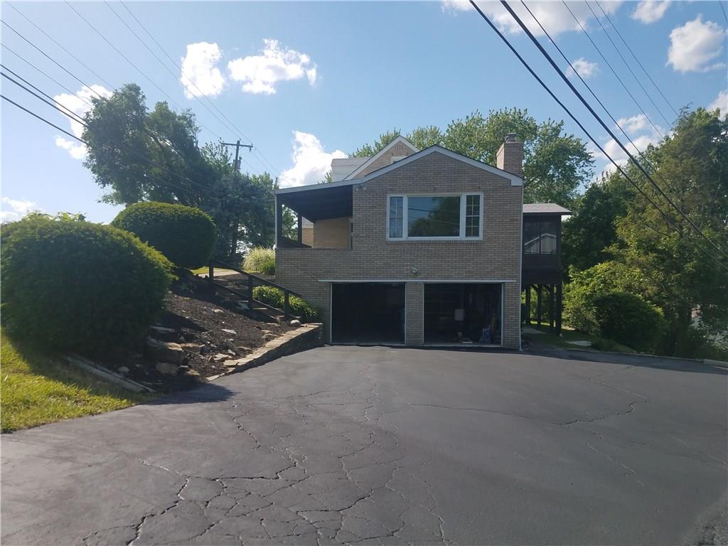 312 Fort Couch Road Pittsburgh, PA 15241 - Photo 2 of 25 Gallery Image 2