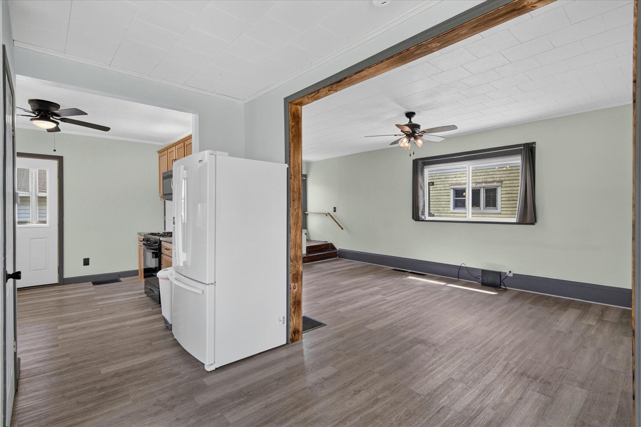 237 North Forbes Street Jackson, MI 49202 - Photo 21 of 48