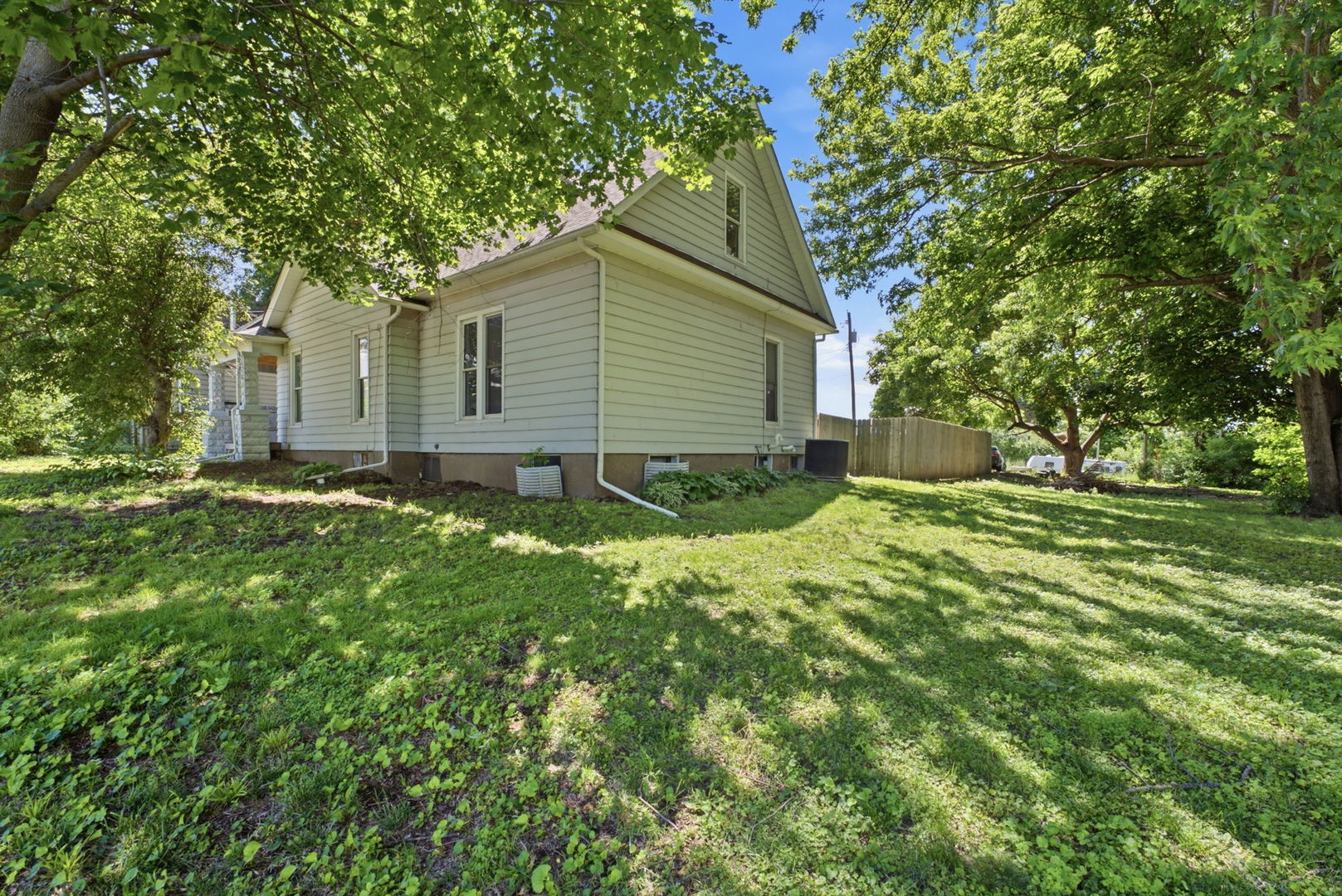 908 4th Street Orion, IL 61273 - Photo 5 of 27