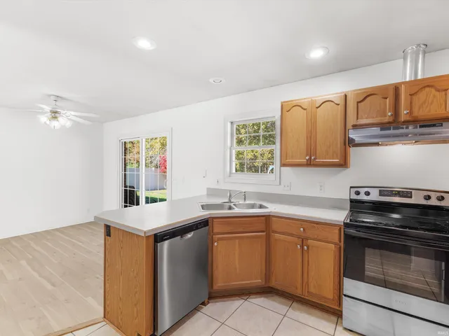 $279,900 | 3834 Farrington Drive, Evansville, IN 47725