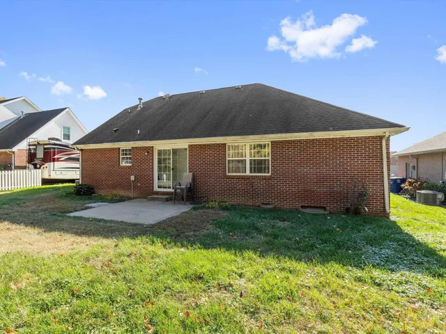 $279,900 | 3834 Farrington Drive, Evansville, IN 47725