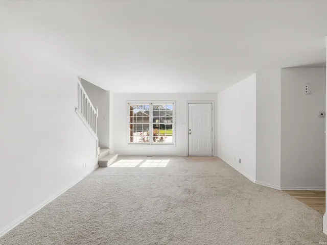 $279,900 | 3834 Farrington Drive, Evansville, IN 47725