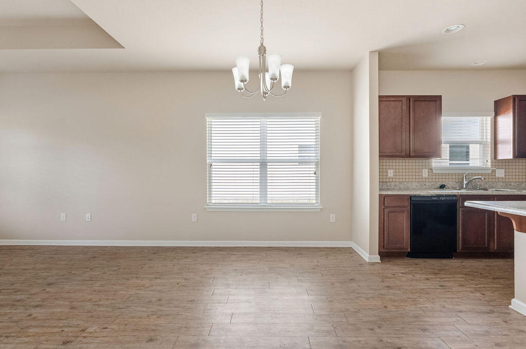 242 Cornelia Street Freeport, FL 32439 - Photo 9 of 68 242Cornelia-11