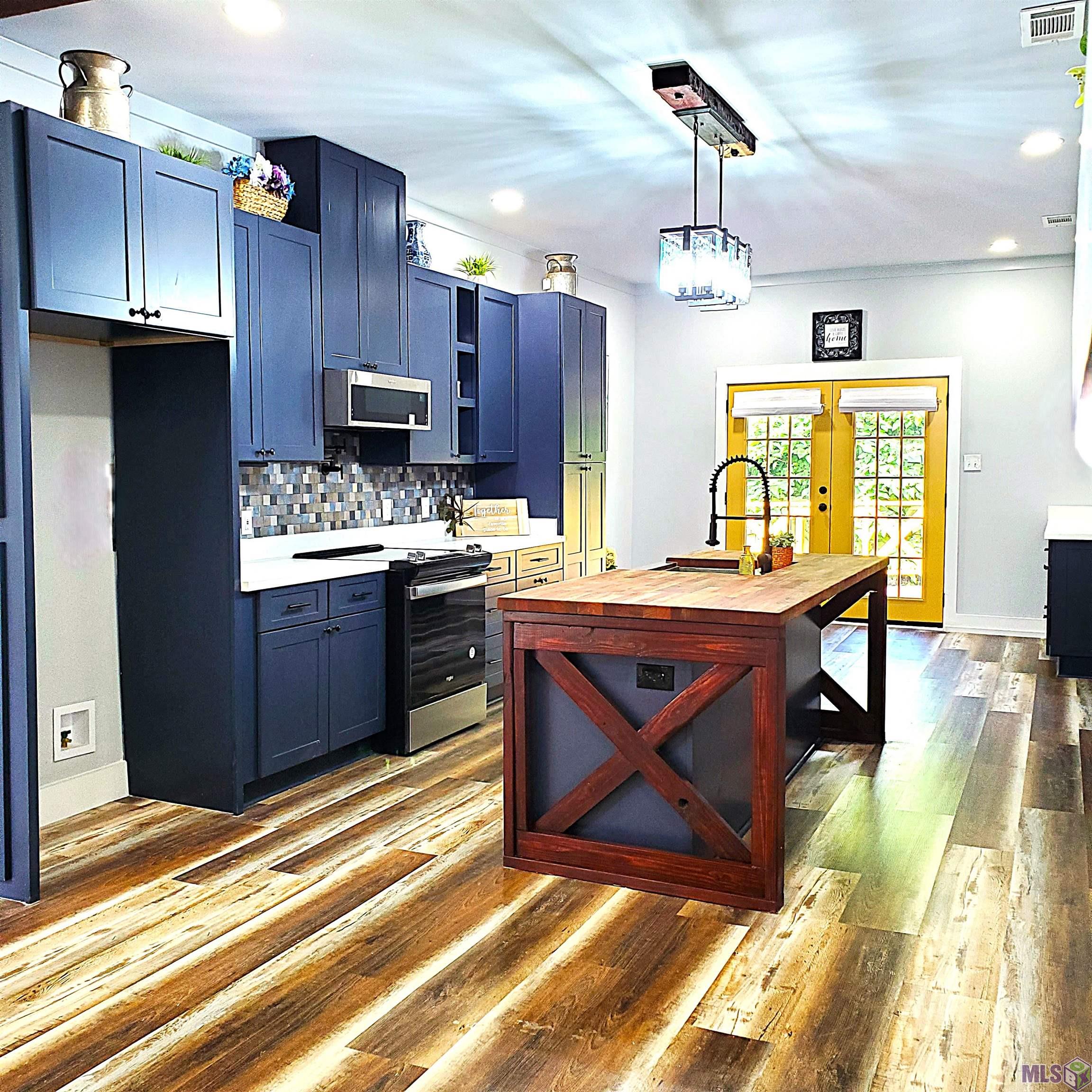 830 East Boulevard Baton Rouge, LA 70802 - Photo 11 of 37 Kitchen/ Dining
