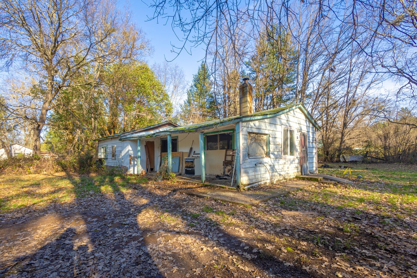 192 Finch Road Kerby, OR 97531 - Photo 3 of 6 IMG_9329-HDR