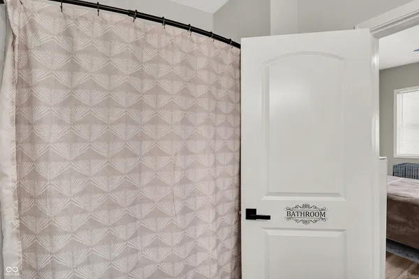 $224,999 | 1300 South B Street, Elwood, IN 46036