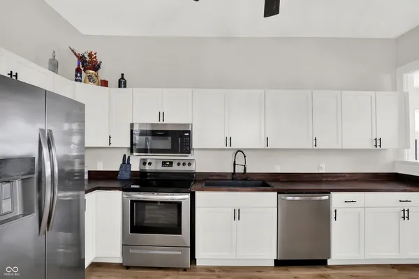 $224,999 | 1300 South B Street, Elwood, IN 46036