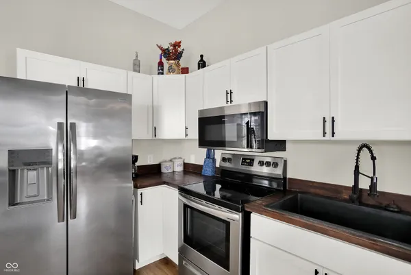 $224,999 | 1300 South B Street, Elwood, IN 46036