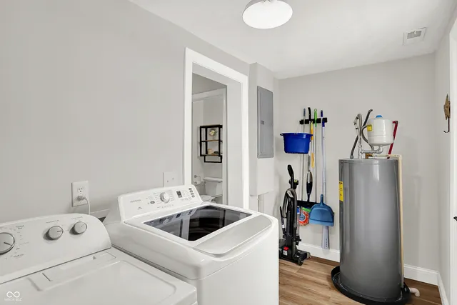 $229,000 | 1300 South B Street, Elwood, IN 46036