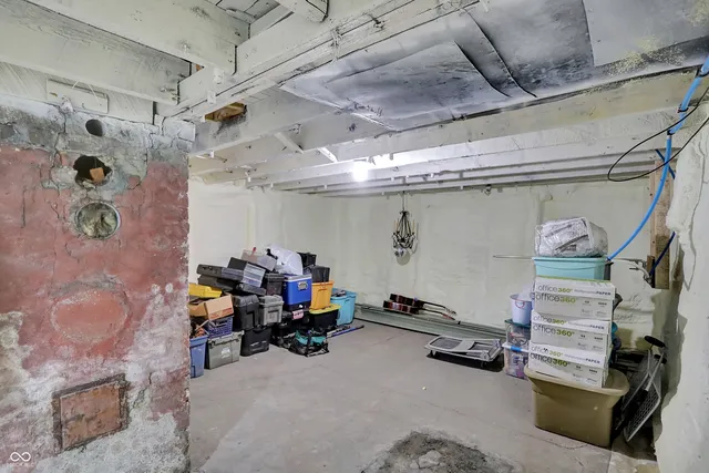 $229,000 | 1300 South B Street, Elwood, IN 46036