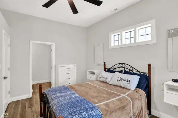 $224,999 | 1300 South B Street, Elwood, IN 46036